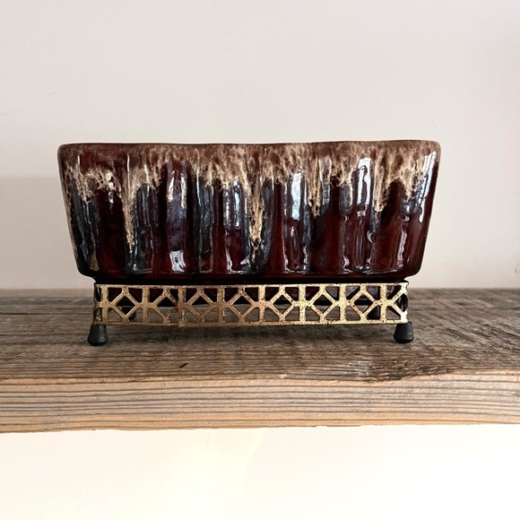 Vintage Ceramic Planter with Metal Stand - Picture 1 of 6